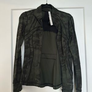 Lululemon define jacket in camo